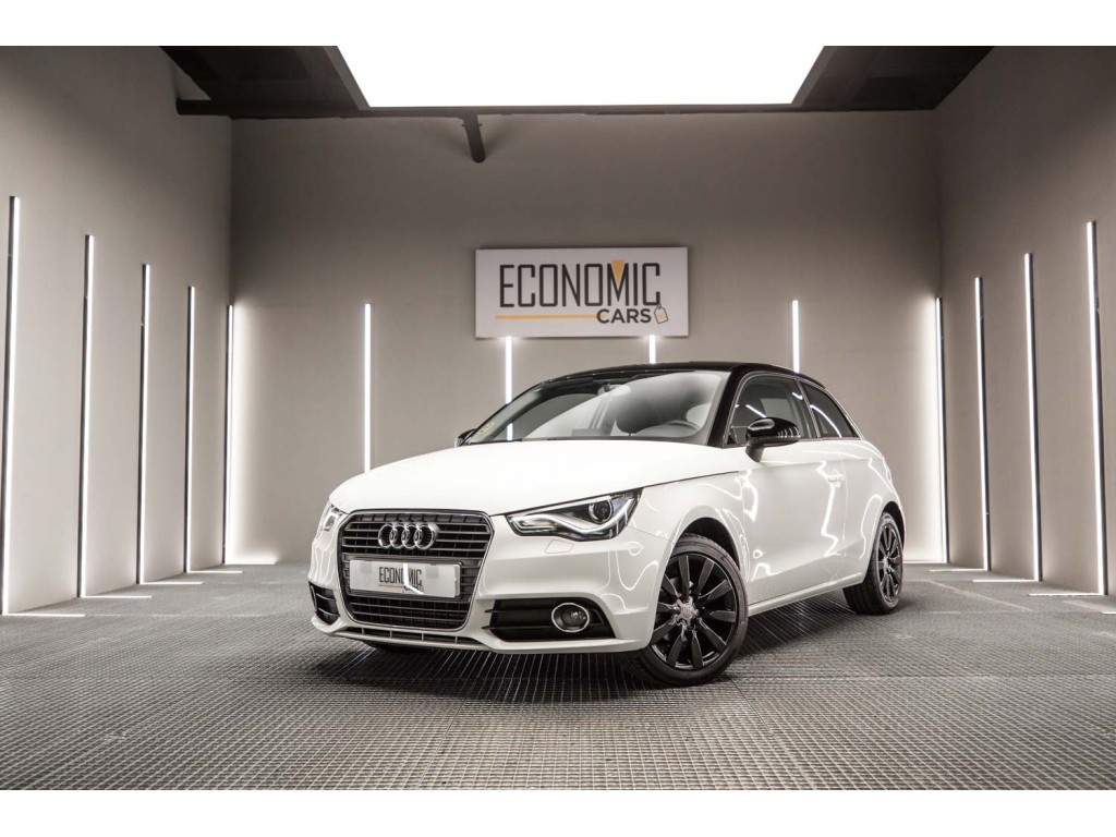AUDI A1 1.6 TDI 90cv S...