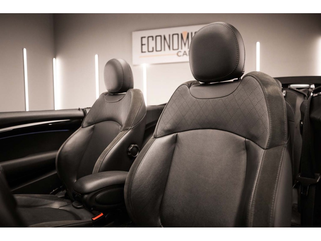 MINI MINI Cooper D Cabrio 2