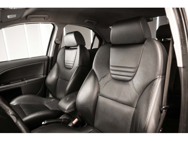 FORD Mondeo 3.0i V6 ST 220