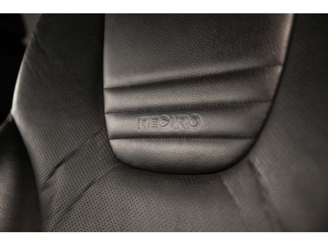 FORD Mondeo 3.0i V6 ST 220